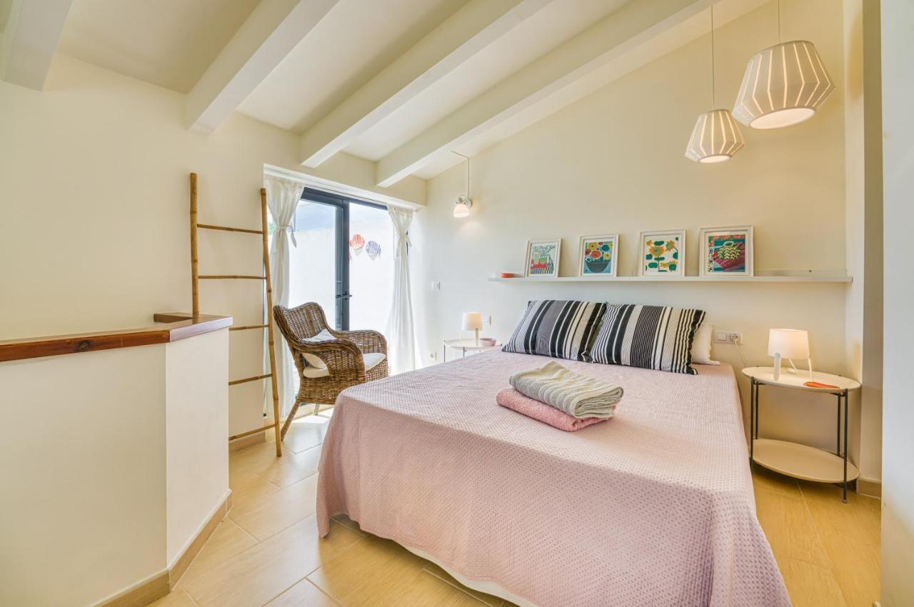 Villa Atico Playa Santandria Con Piscina Y Wifi à Ciutadella  Extérieur photo